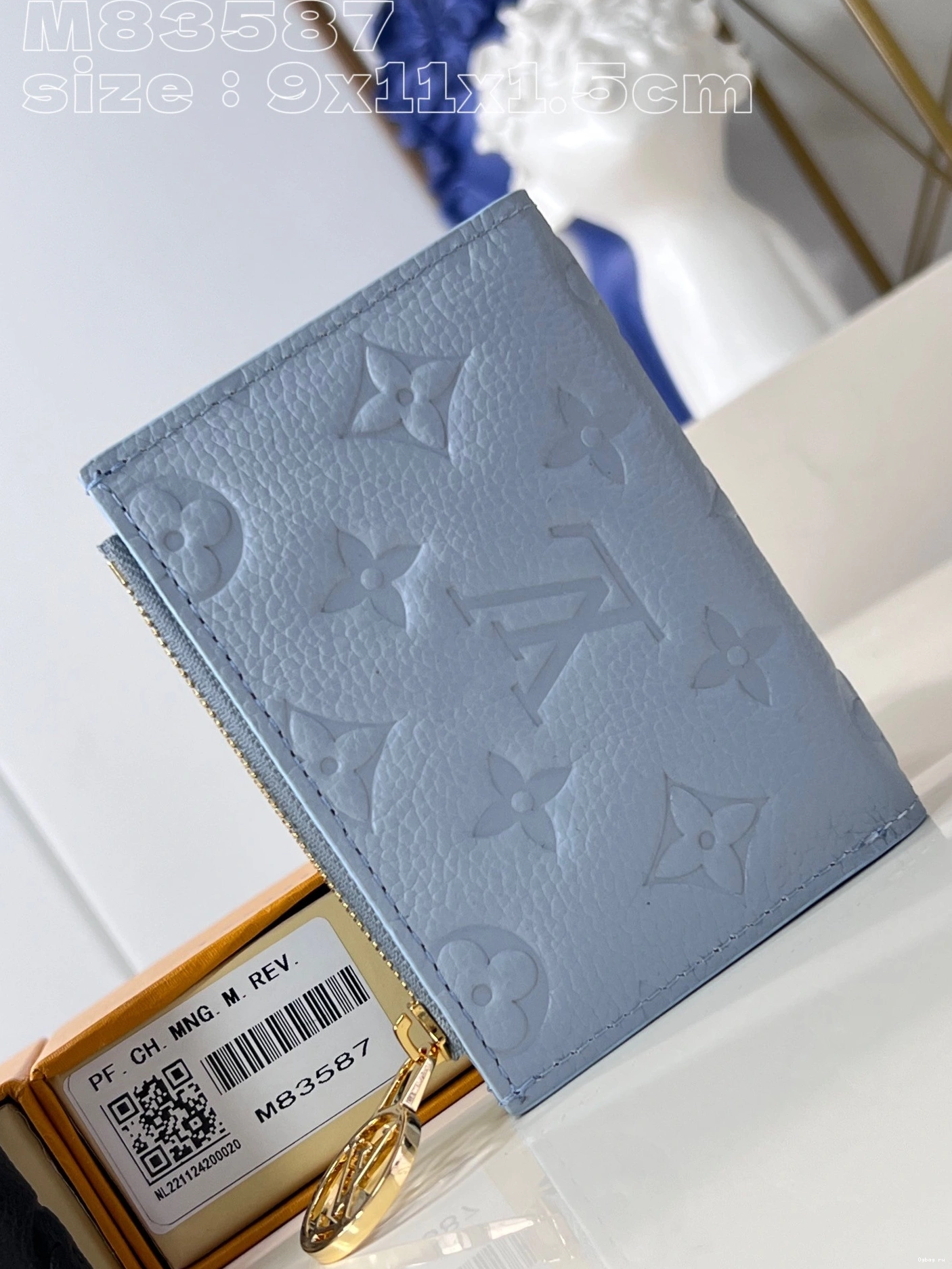 - LOUIS Wallet 9*11.5*1.5CM Lisa VUITTON 0720